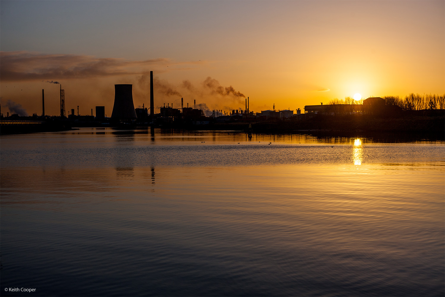 Ellesmere port refinery, silhouette at dawn