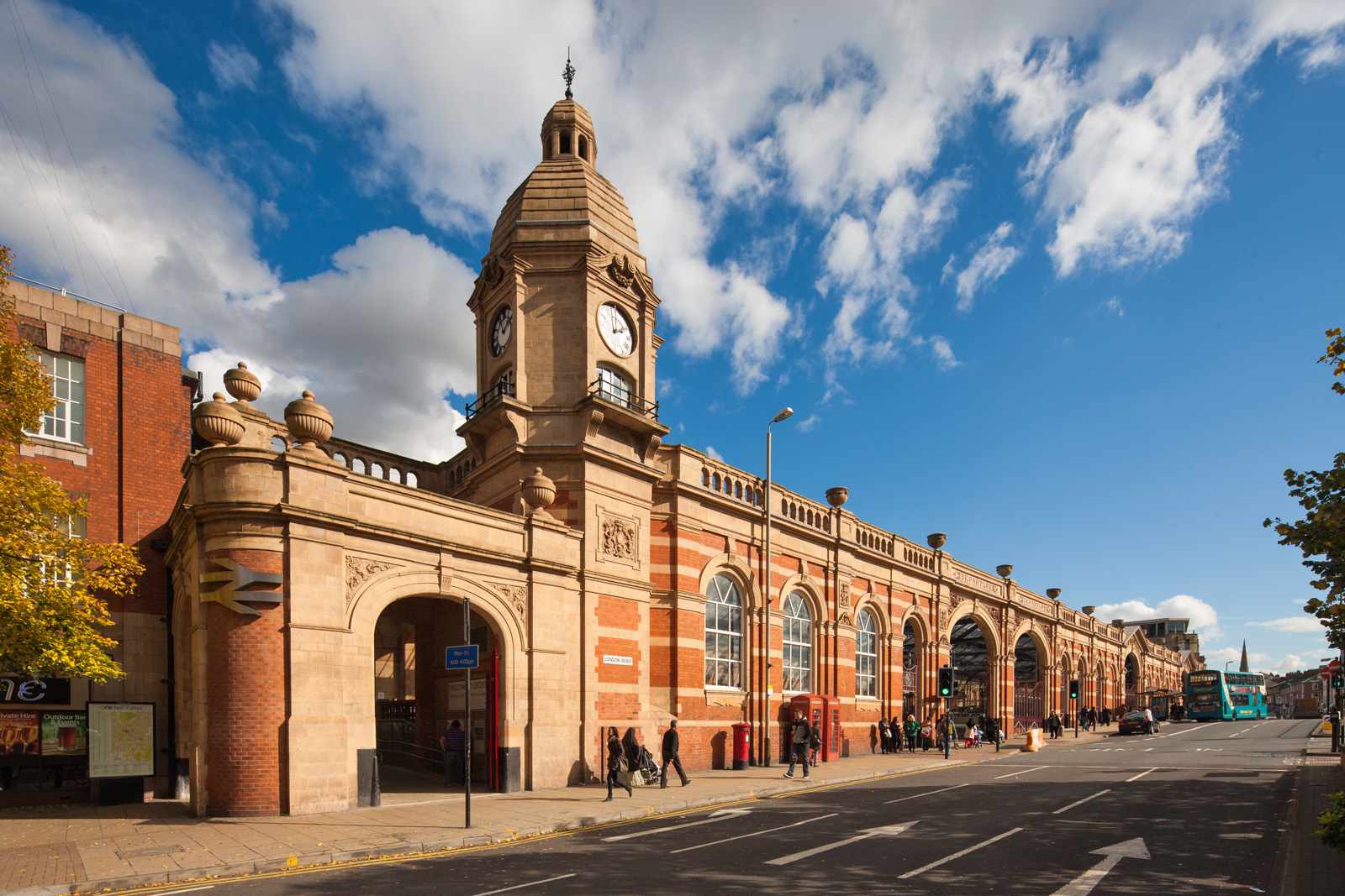 High resolution architectural photographs of Leicester